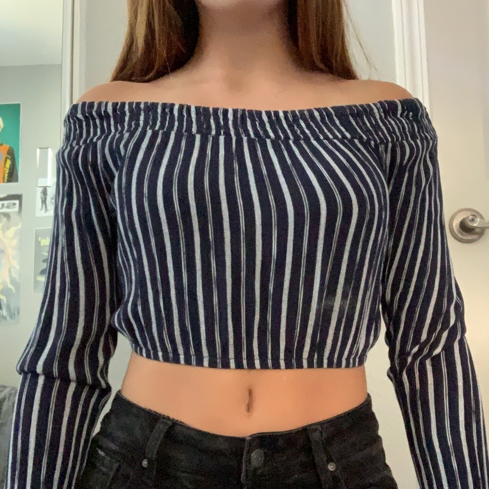 strapless top